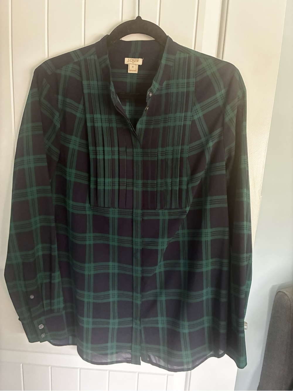 J. Crew Wen’s Green and Navy Plaid Button-Front Shirt
